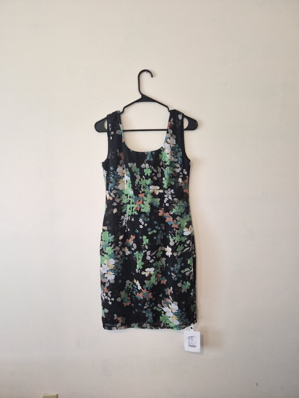 Sleeveless Black Floral Sheath Dress in Green